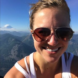 Meet your Posher, Julie